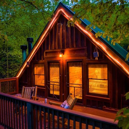 פיג'ן פורג' Cabin In A Gated Resort With Seasonal Resort Pool מראה חיצוני תמונה
