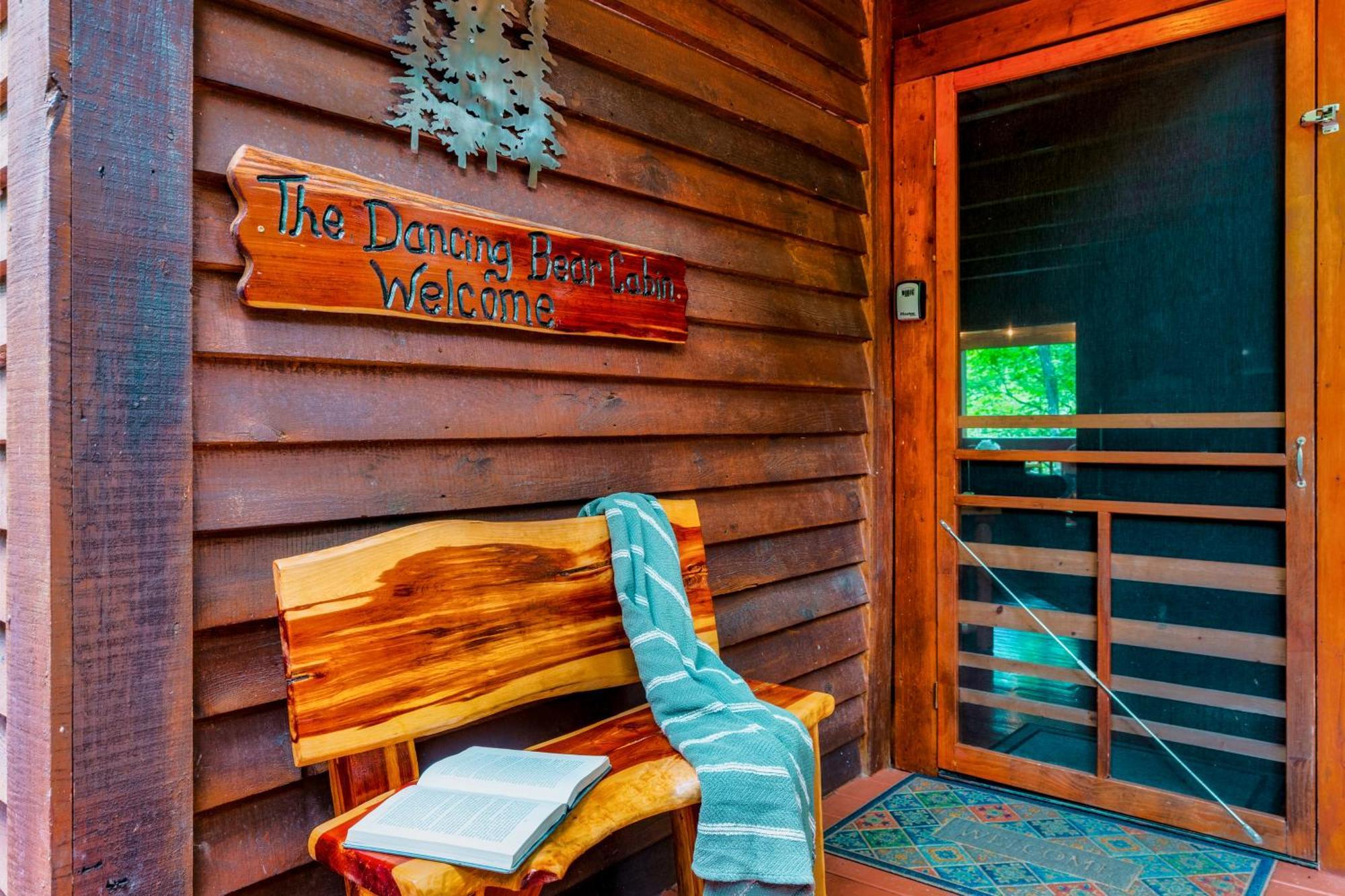 פיג'ן פורג' Cabin In A Gated Resort With Seasonal Resort Pool מראה חיצוני תמונה