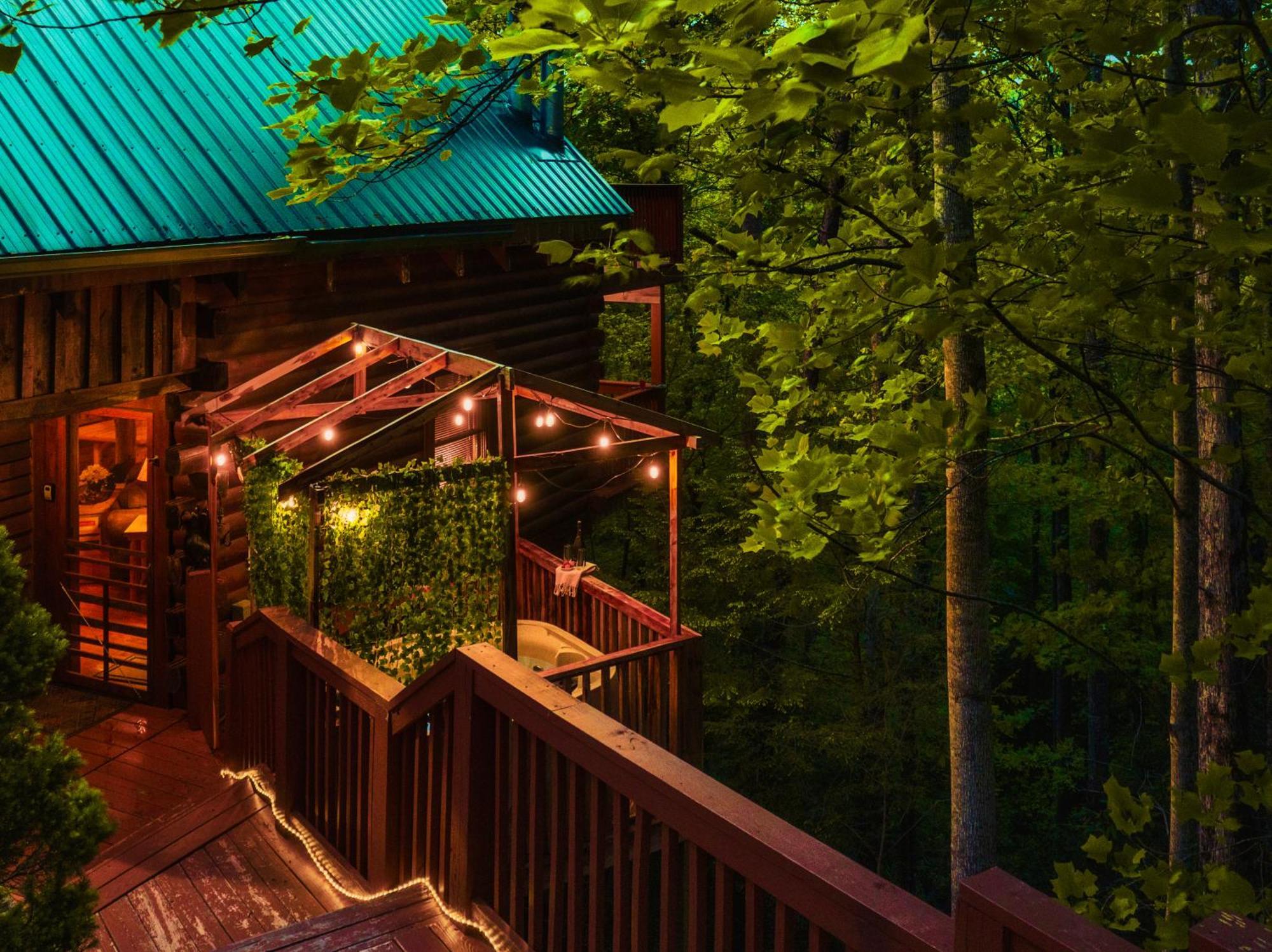 פיג'ן פורג' Cabin In A Gated Resort With Seasonal Resort Pool מראה חיצוני תמונה